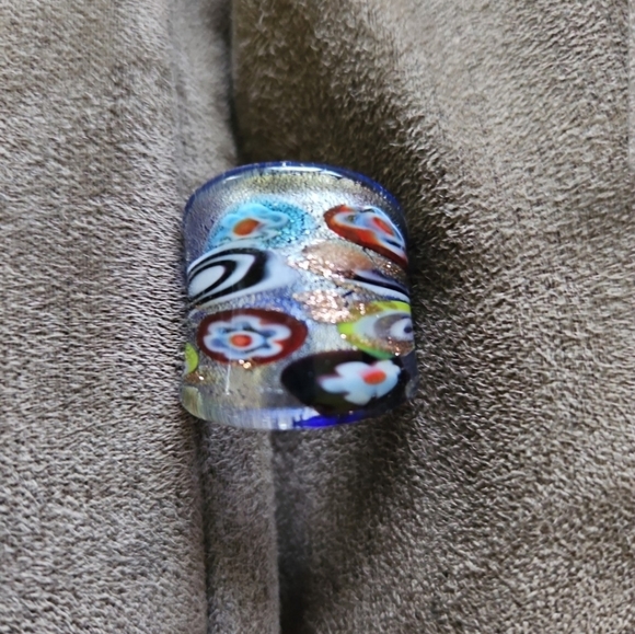 Gorgeous Murano Glass Ring. S7 - Picture 1 of 4